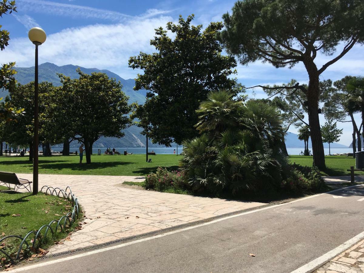 Appartamento Al Lago Рива дел Гарда Екстериор снимка